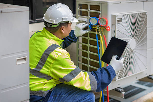 Professional Hvac Installation technician working in Glen Alpine, NC